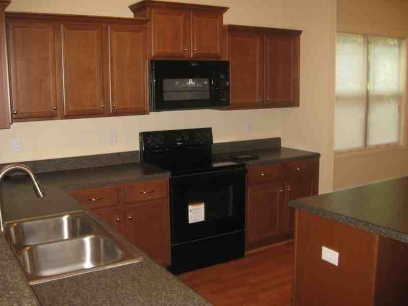 84 Ashby Dr - Photo 3 of 20