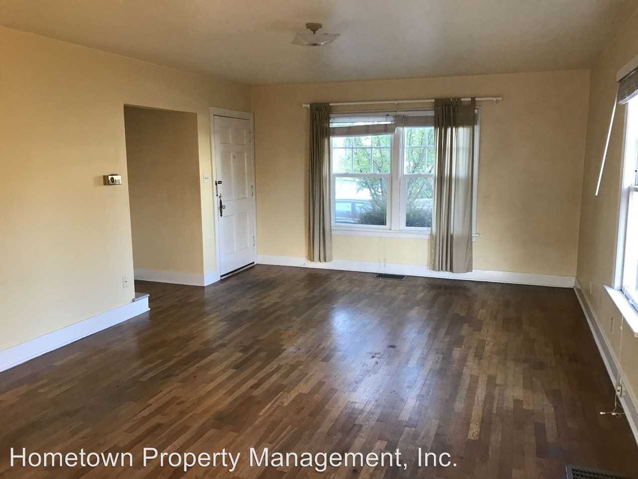 714-720 Franklin St SE - Photo 3 of 6