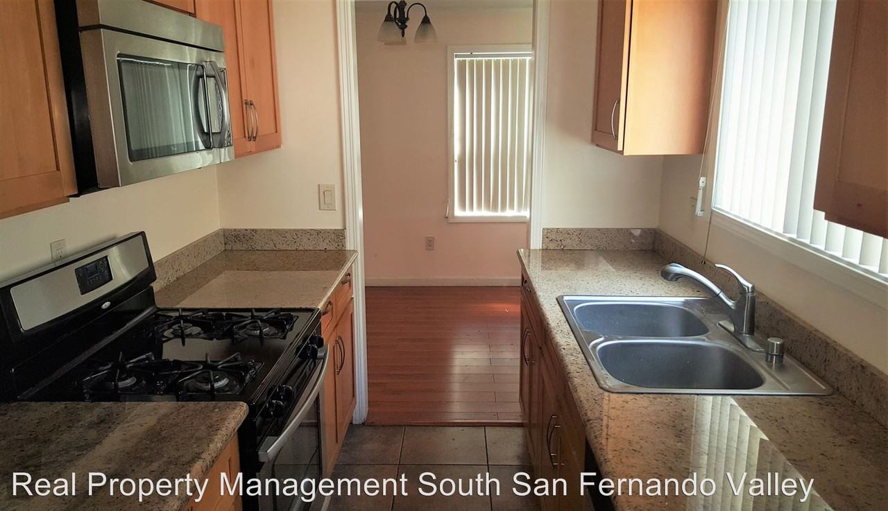 11113 -11123 Morrison St - Photo 3 of 12