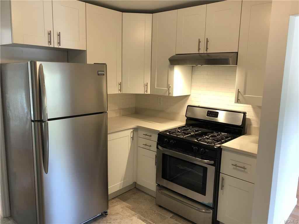 12 Dell St #3rd Floor - Photo 2 of 9