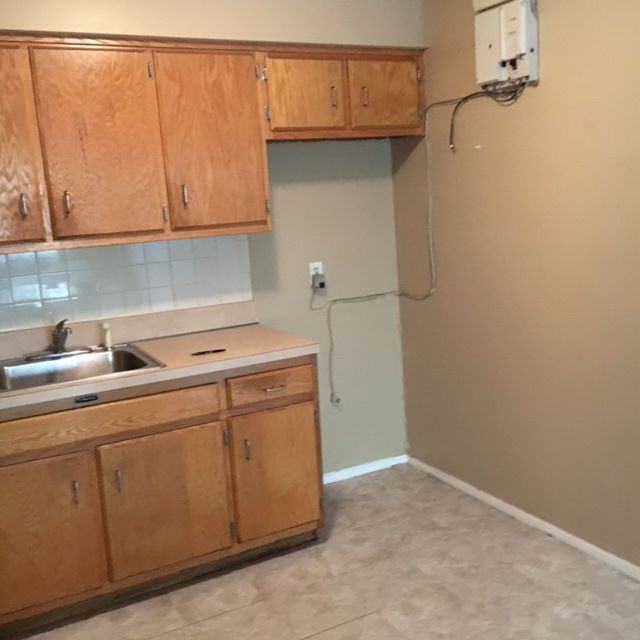 31 Rupert Ave - Photo 2 of 8