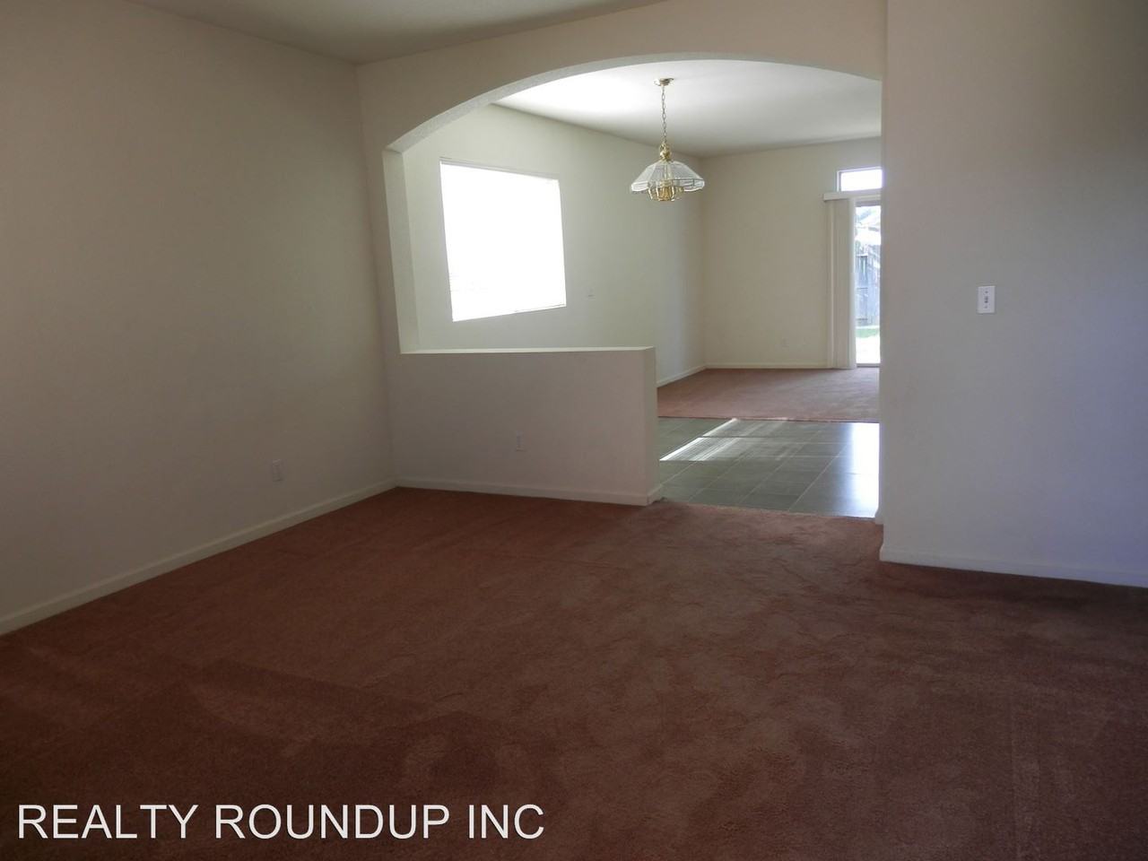 9269 Spilsby Ct - Photo 2 of 9