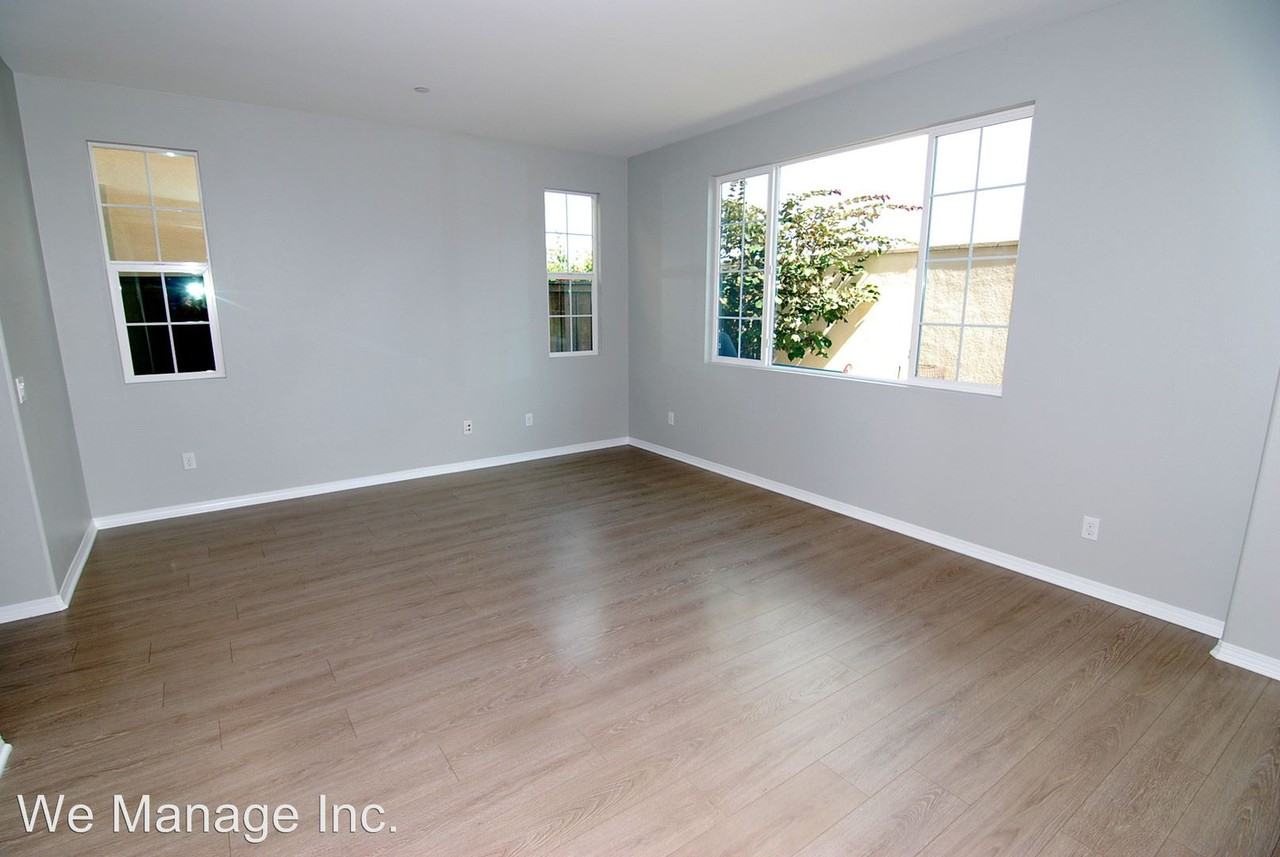 10572 Sausalito Ct - Photo 3 of 14