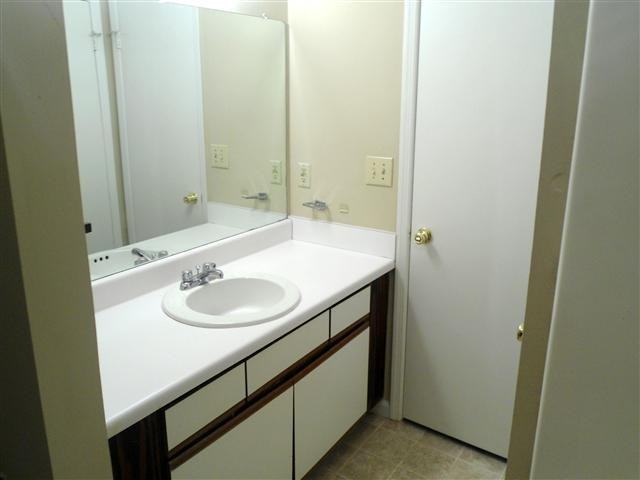 1113 Brookwood Court - Photo 3 of 6