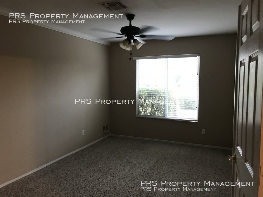 262 W Shannon St - Photo 2 of 29