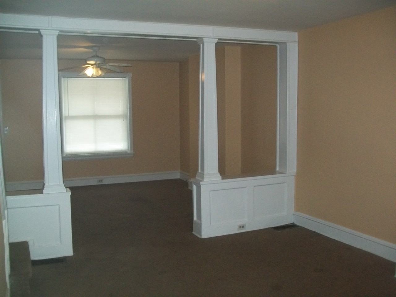 1208 Maryland Ave - Photo 3 of 5