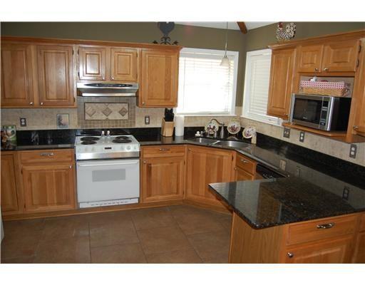 8225 Choctaw Ln - Photo 3 of 12