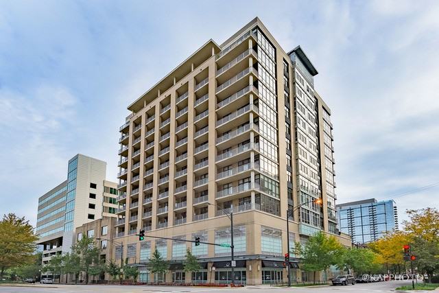 212 E Cullerton St #907