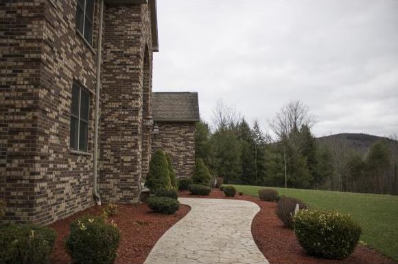 3900 Deer Run Ln - Photo 3 of 36