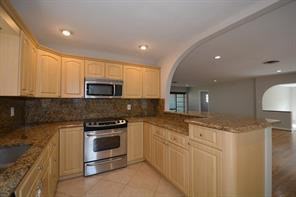 2621 N Atlantic Blvd - Photo 3 of 8