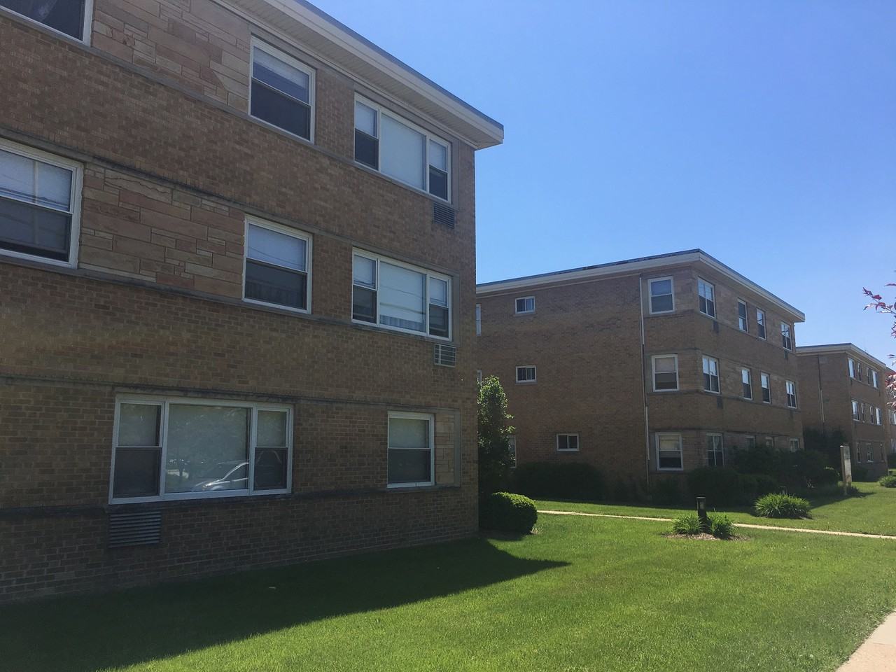 4909-21 Church - Photo 3 of 7