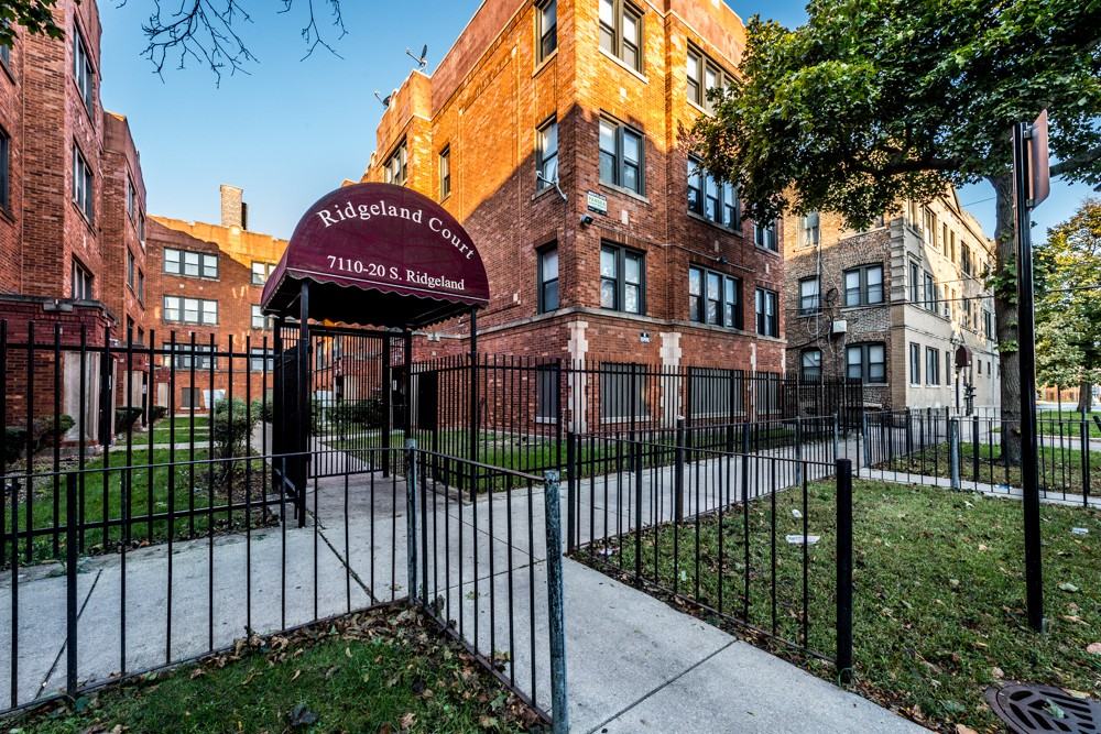 7110-18 S Ridgeland Ave - Photo 2 of 12