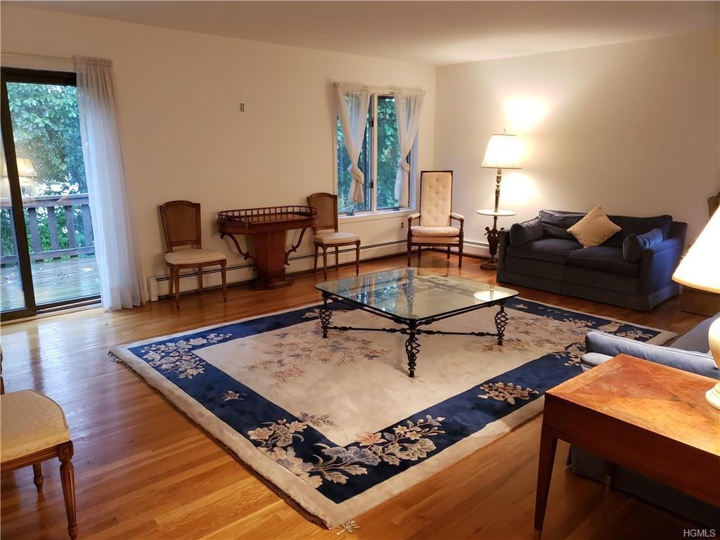 20 L'Ambiance Ct - Photo 2 of 10