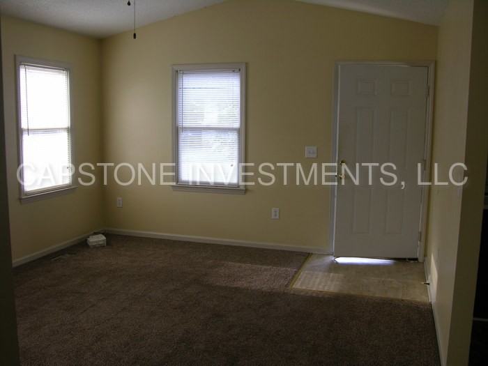 65 Highland Ave SW - Photo 3 of 9