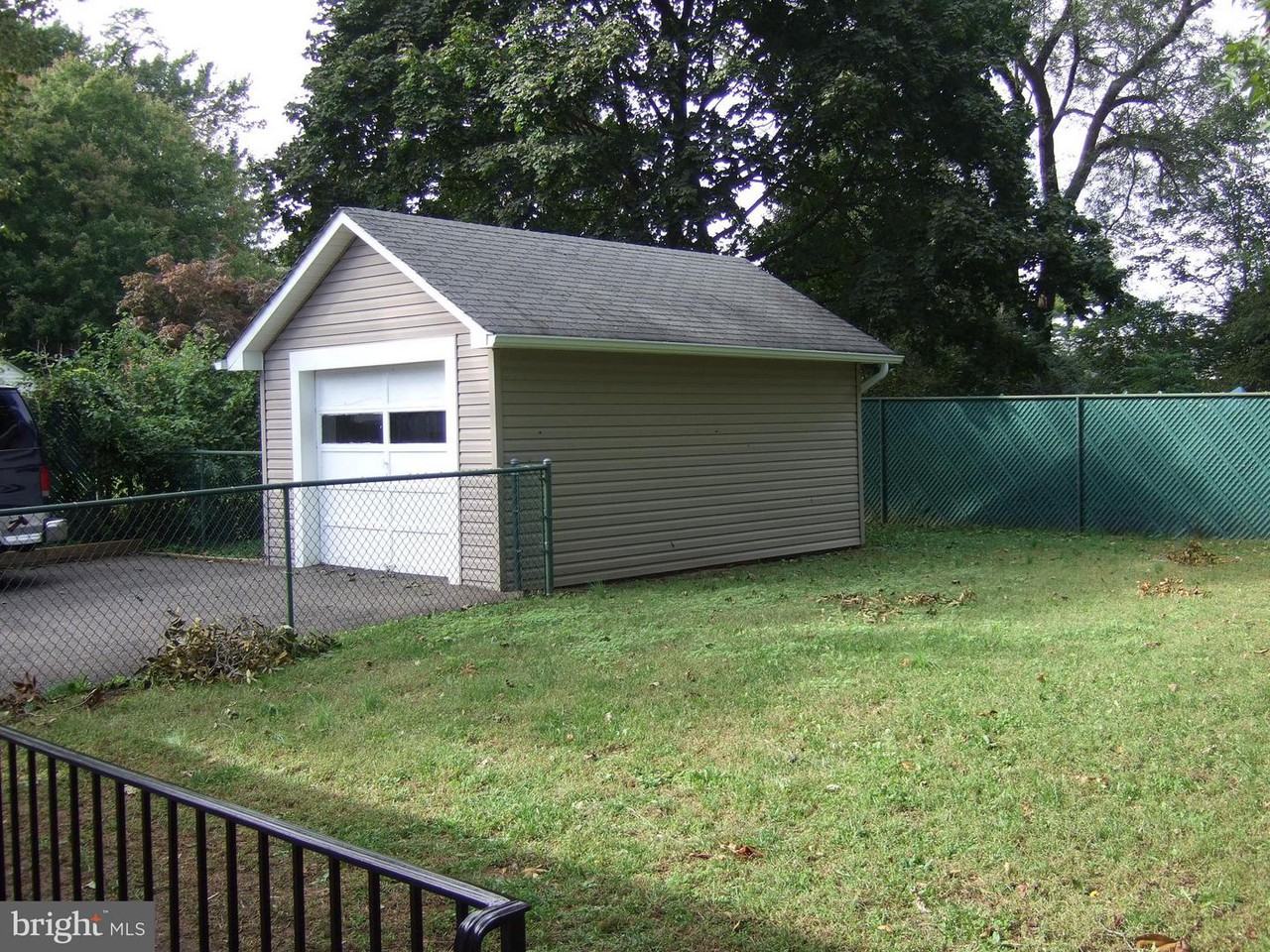 1914 Fairfax Rd - Photo 2 of 7