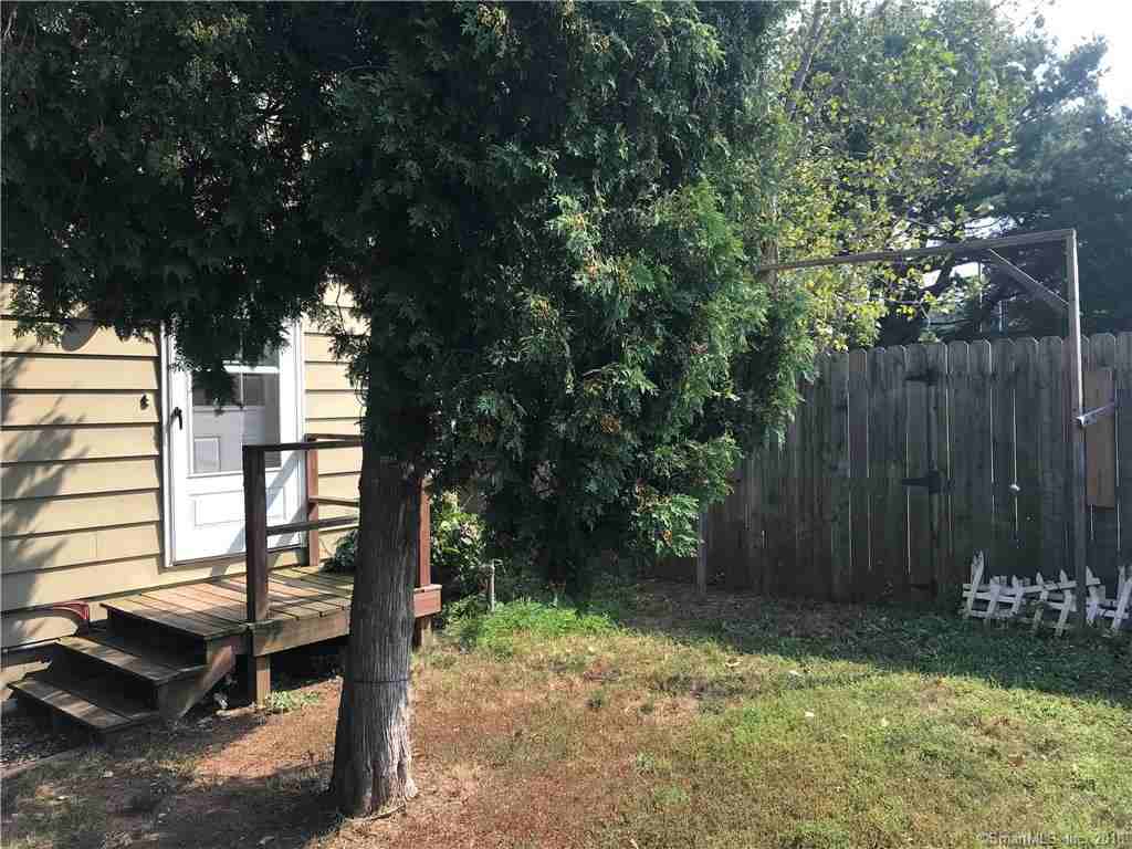 21 Gilbert Ln - Photo 2 of 24