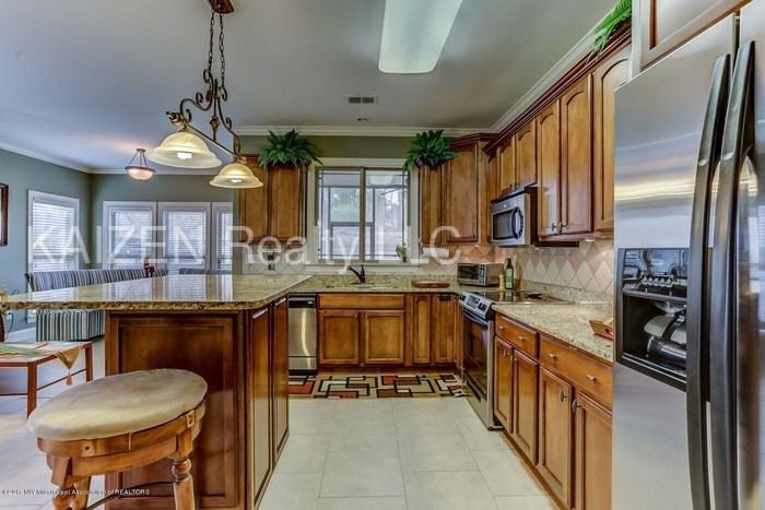 16 Tall Forest Cove - Photo 2 of 24