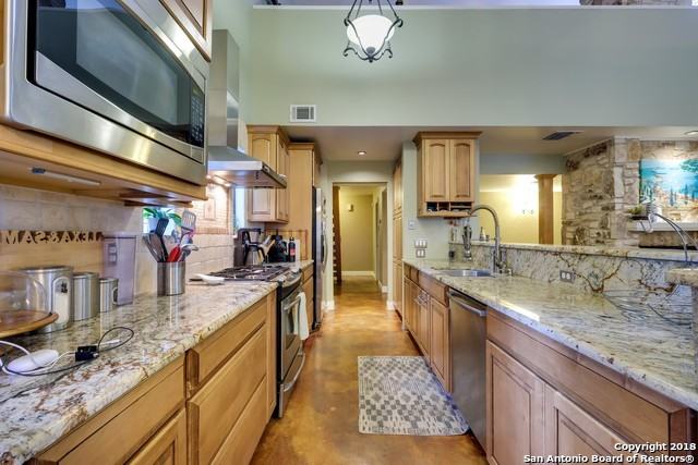 3638 Hunters Circle - Photo 2 of 13