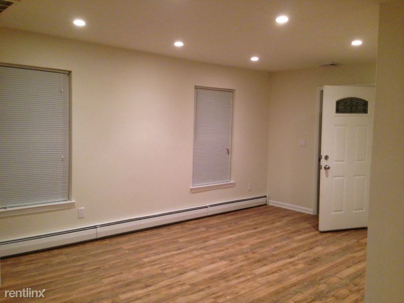 14 Biondi Ave - Photo 3 of 11