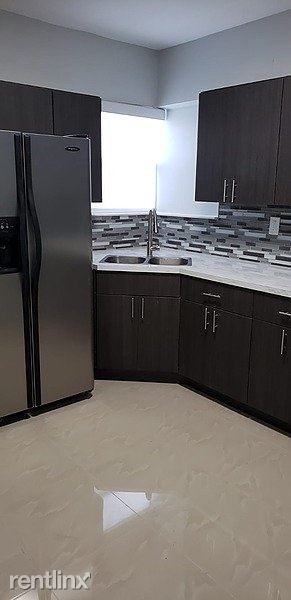 835 NE 178th Terrace - Photo 3 of 20