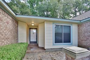 320 Rolling Hills Dr W - Photo 2 of 15