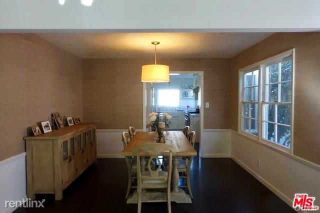 239 Euclid St - Photo 3 of 16