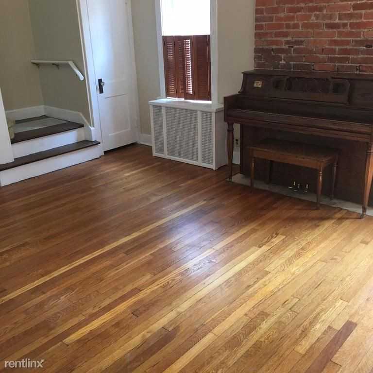 1224 Winterton St - Photo 2 of 10