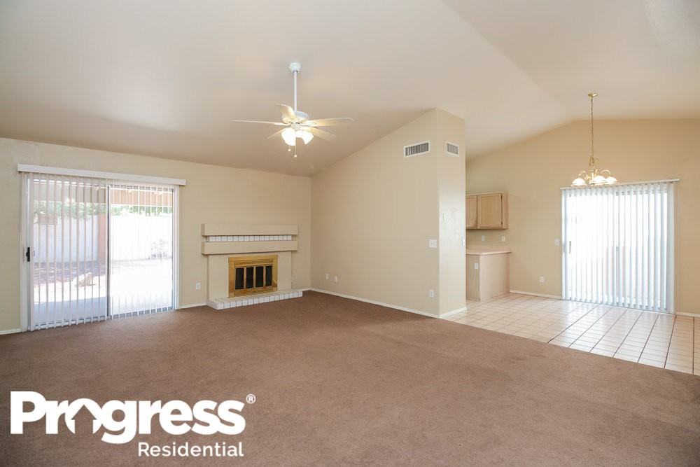 1307 E Douglas Ave - Photo 3 of 19