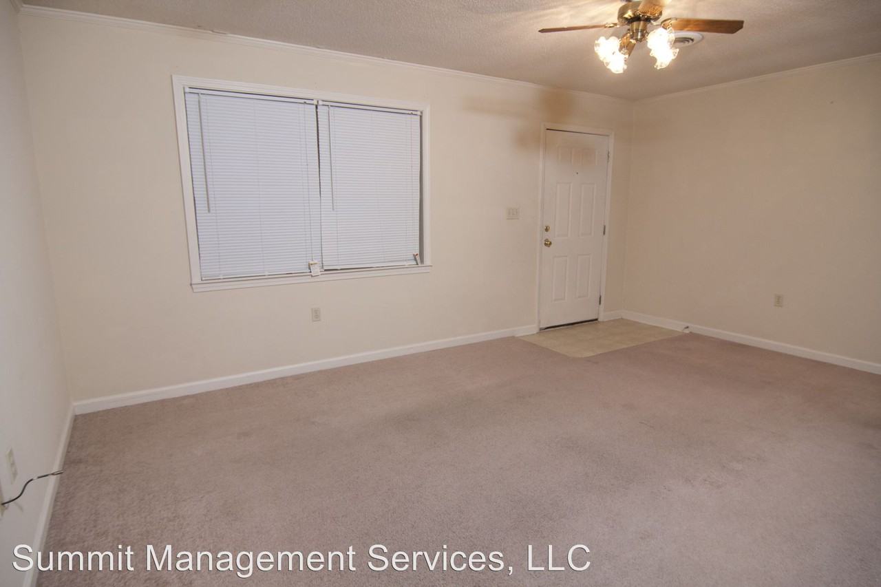 103 CR 1078 - Photo 2 of 6