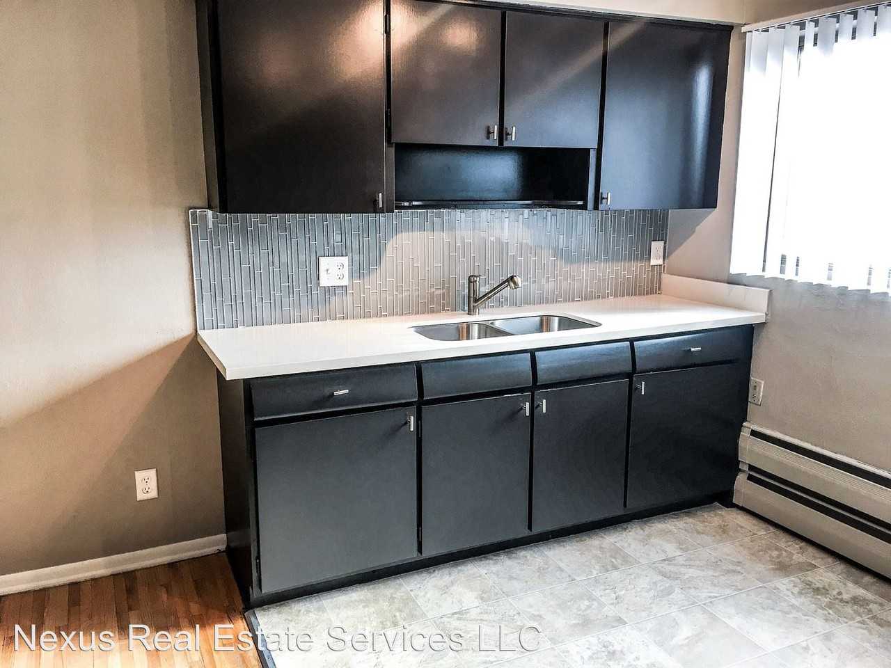 759 Washington Street NE - Photo 2 of 2