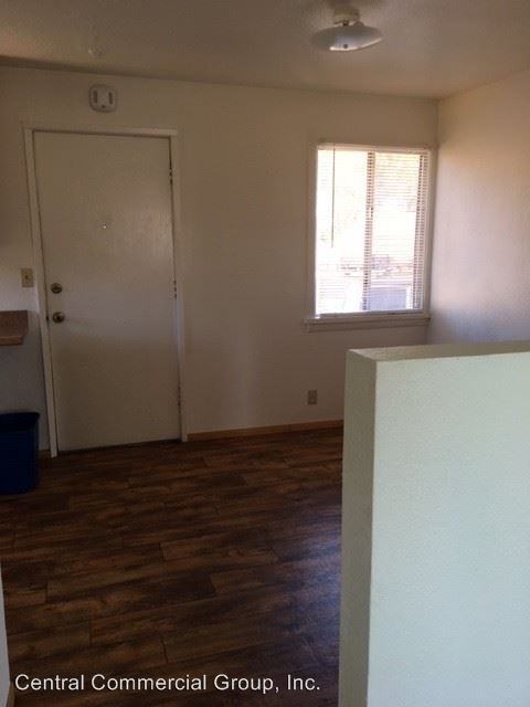 591 Bello St - Photo 3 of 5