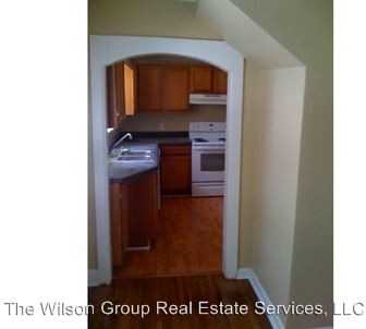 409 Eastboro Dr - Photo 3 of 7