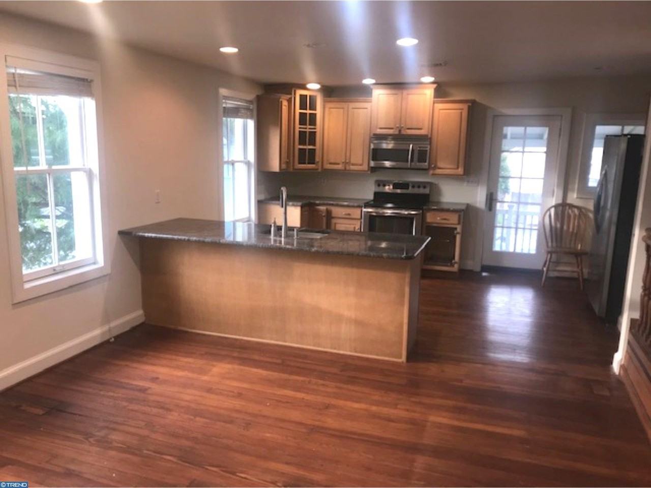 1623 Baltimore Pike - Photo 3 of 25