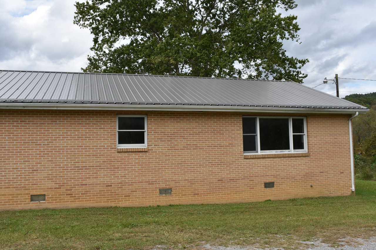 137 Yestown Rd - Photo 2 of 15