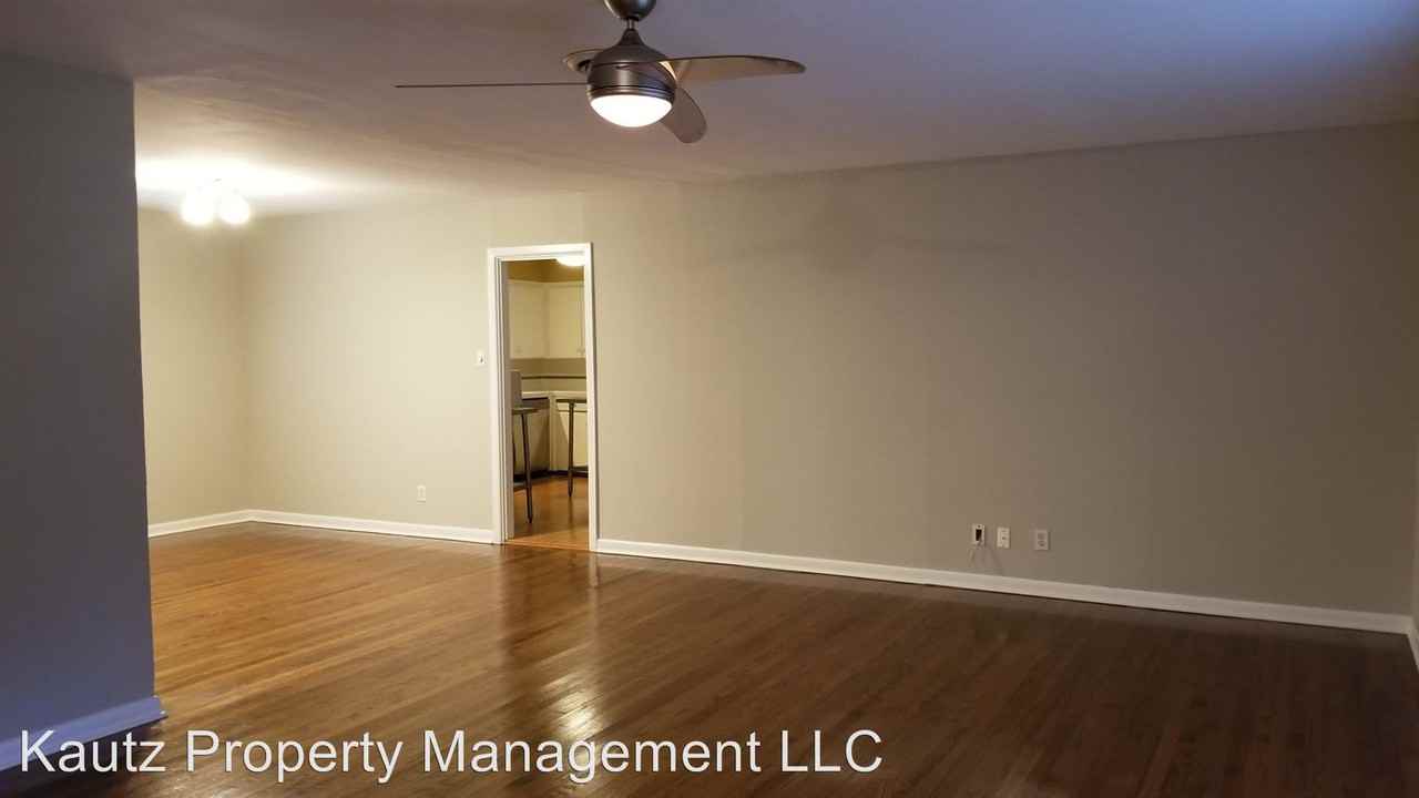 1114 Mockingbird Ln - Photo 2 of 10
