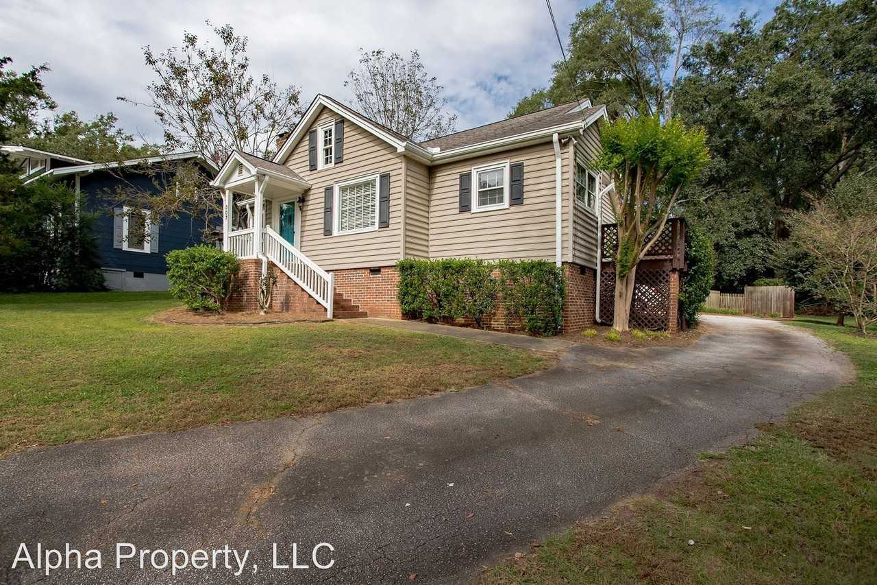 307 Gallivan St - Photo 2 of 19