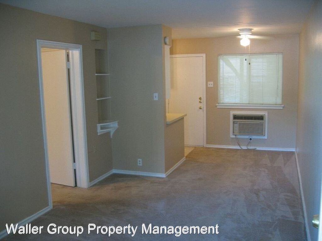 3310 Douglas Avenue - Photo 2 of 2