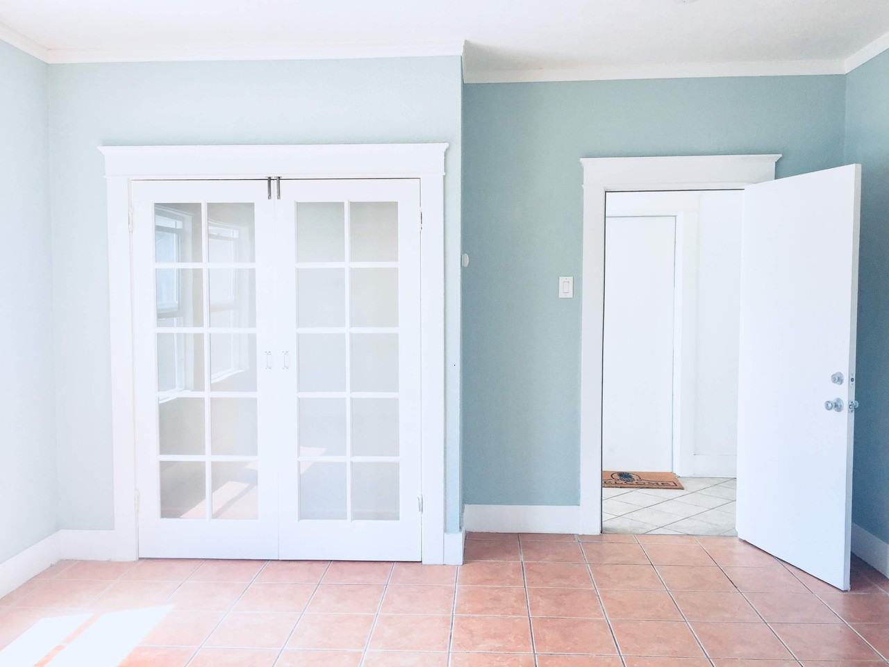 1010 E. 2nd Street - Photo 3 of 14