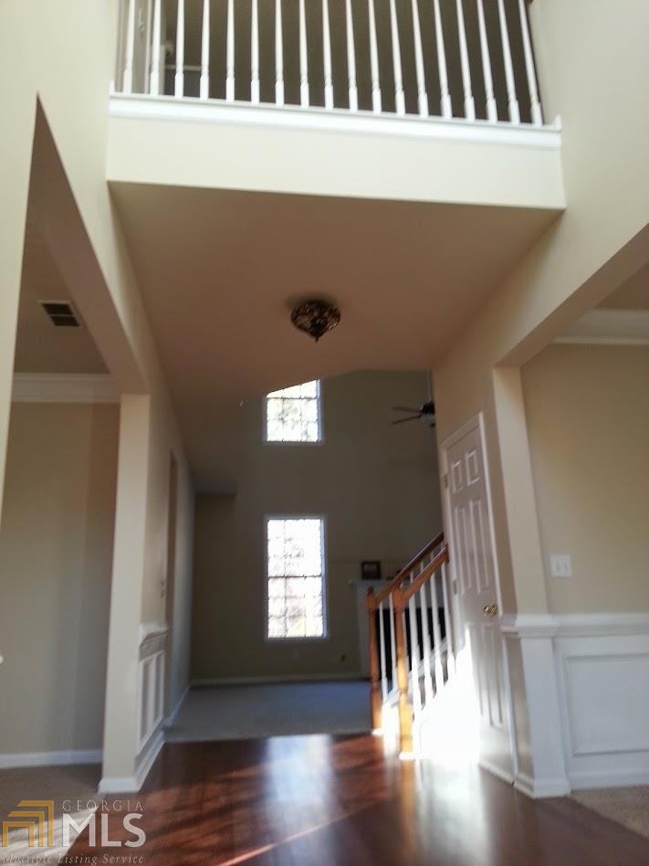 509 Merrill Ln - Photo 3 of 17