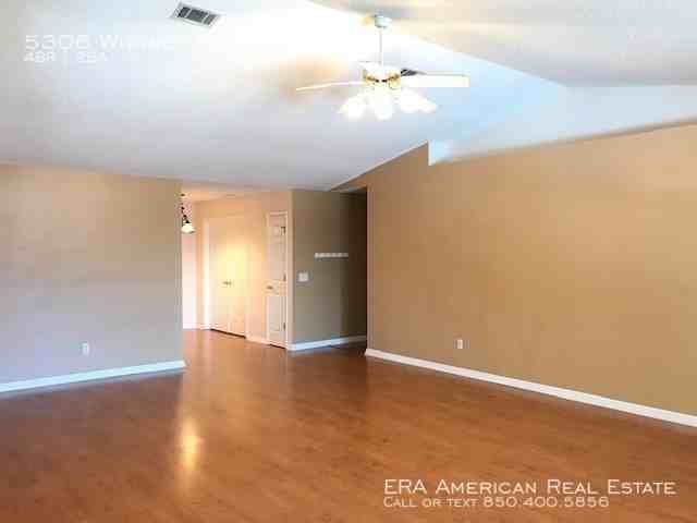 5306 Whitney Ct - Photo 3 of 15