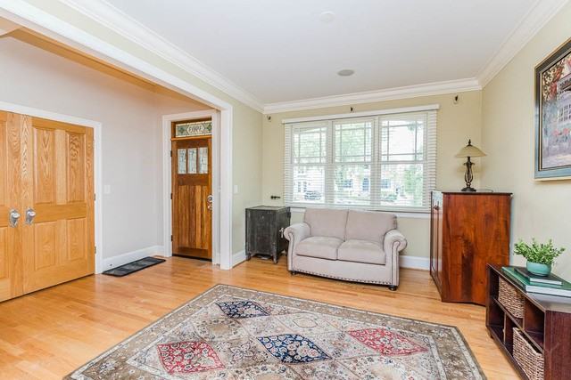3903 Forest Ave - Photo 3 of 30