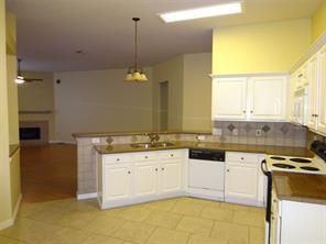 7018 Madison Trail - Photo 3 of 9