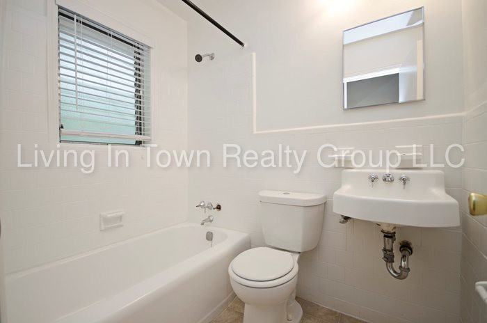 735 Scott Blvd #1 - Photo 3 of 5