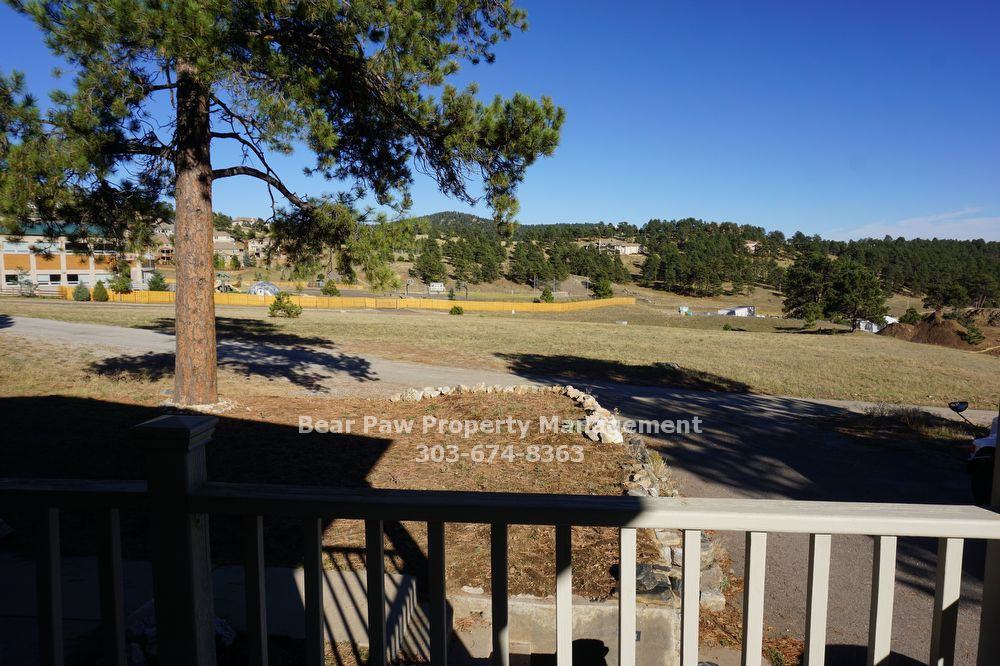 1037 El Rancho Rd - Photo 2 of 13