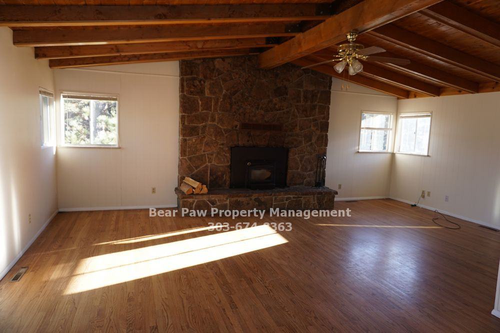 1037 El Rancho Rd - Photo 3 of 13