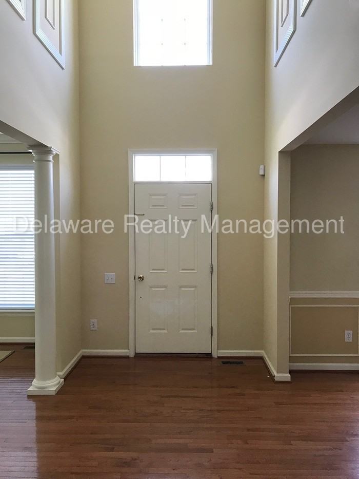 34 Magnolia Ave - Photo 2 of 26