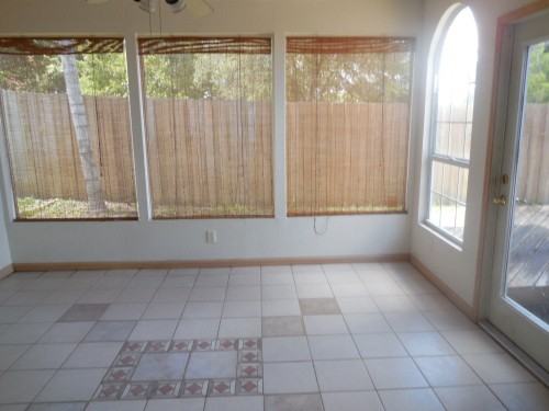 8604 Schrader Blvd - Photo 3 of 9