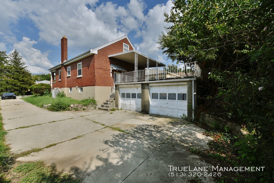 5687 Colerain Ave - Photo 3 of 18