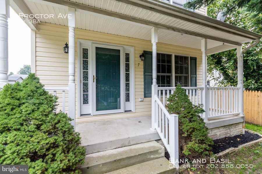 7 Proctor Ave - Photo 2 of 4