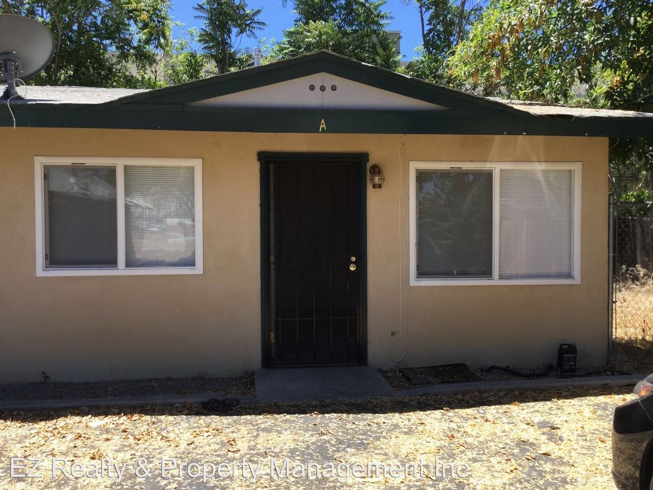 210 S San Jacinto St. - Photo 3 of 29